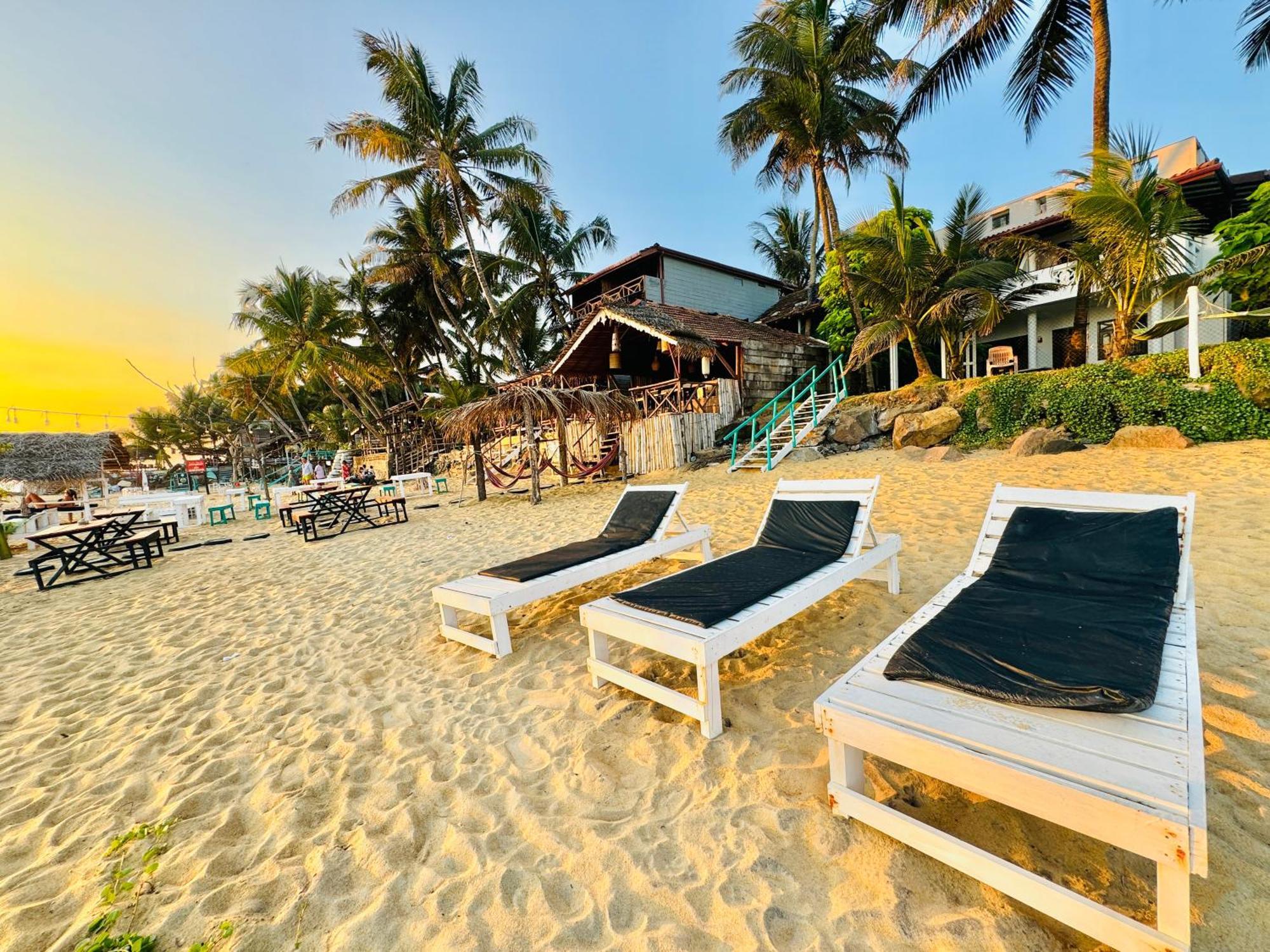 Il Nido Beach Home Galle Ngoại thất bức ảnh