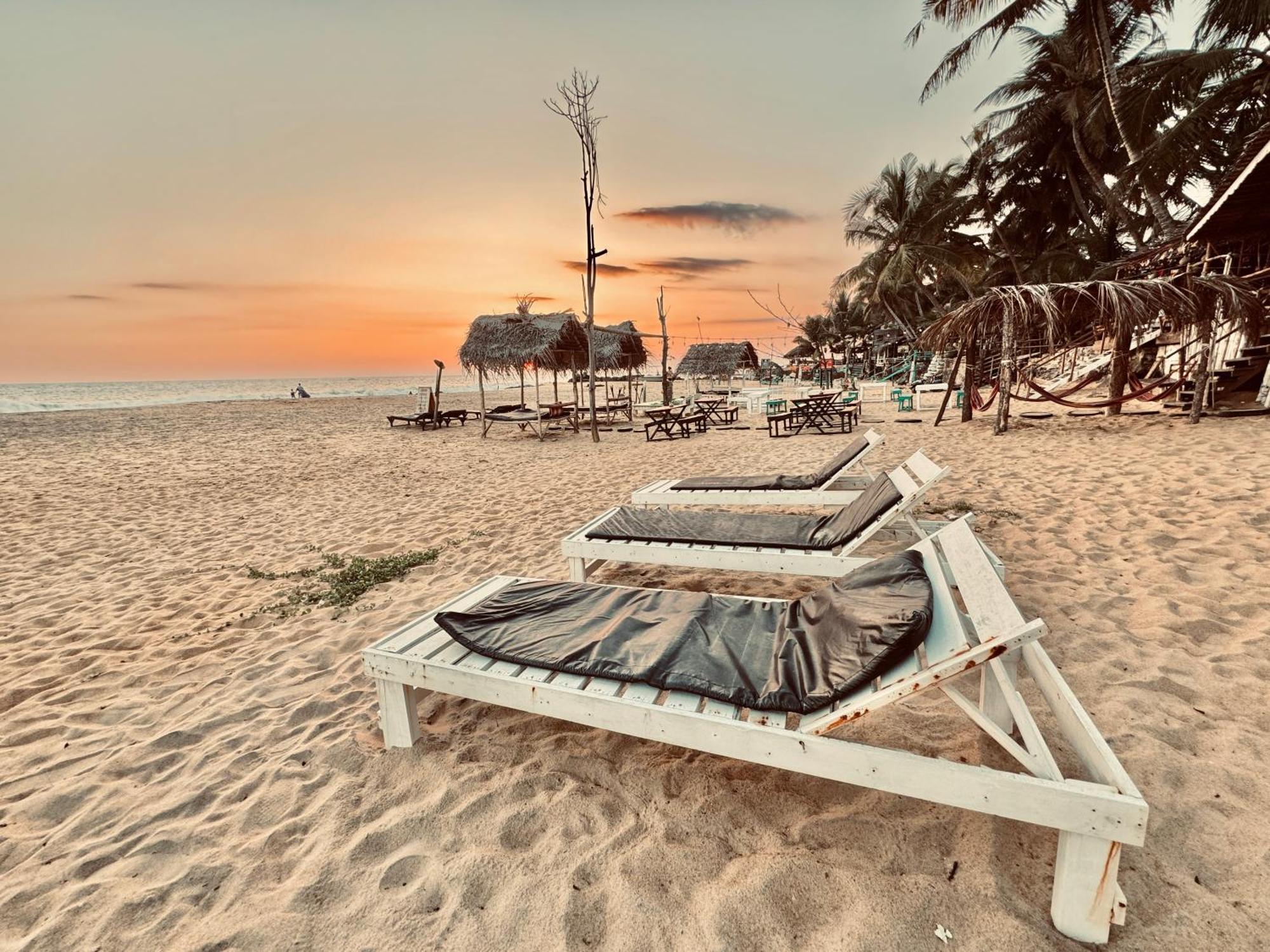 Il Nido Beach Home Galle Ngoại thất bức ảnh